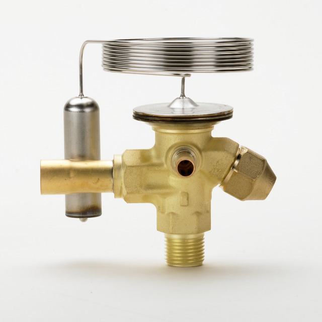 Thermostatic expansion valve, T 2, R448A; R449A